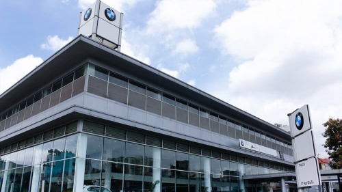 HCM: Đại lý BMW Bình Tân